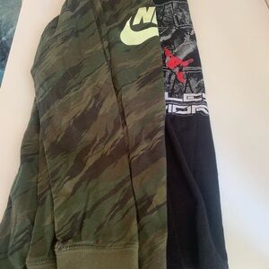 Marvel Camouflage Long Sleeve Tee - Green and Black